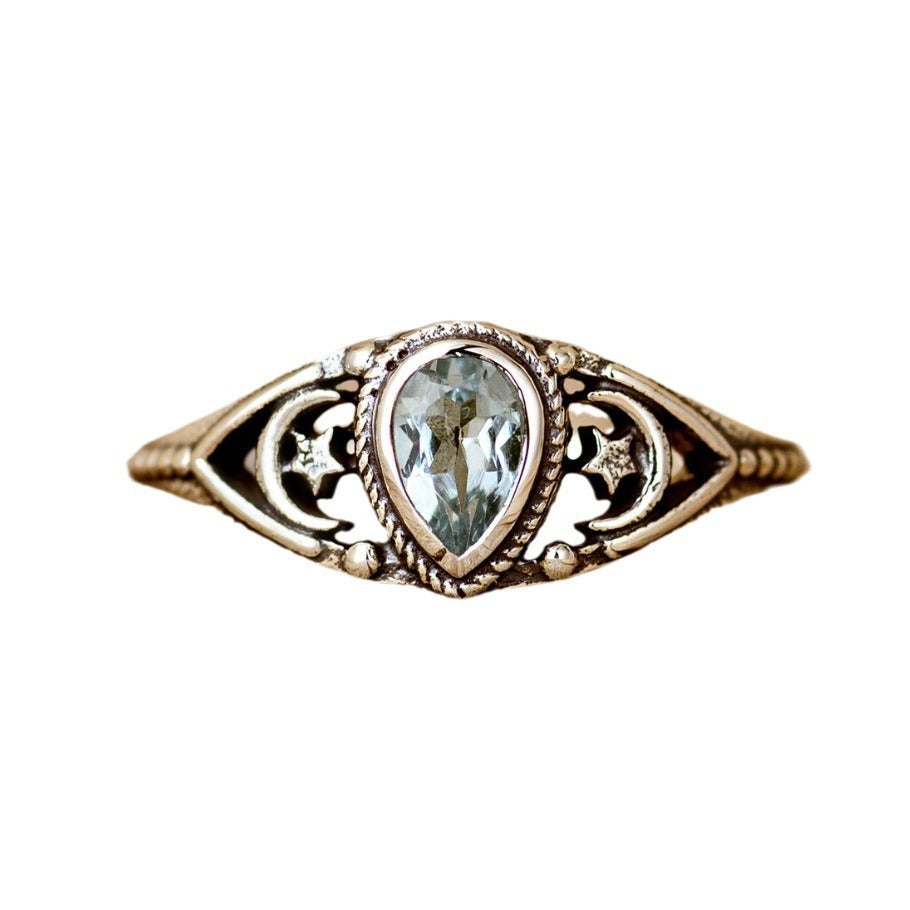 Stylish And Elegant Zircon Ring With A Circular Design