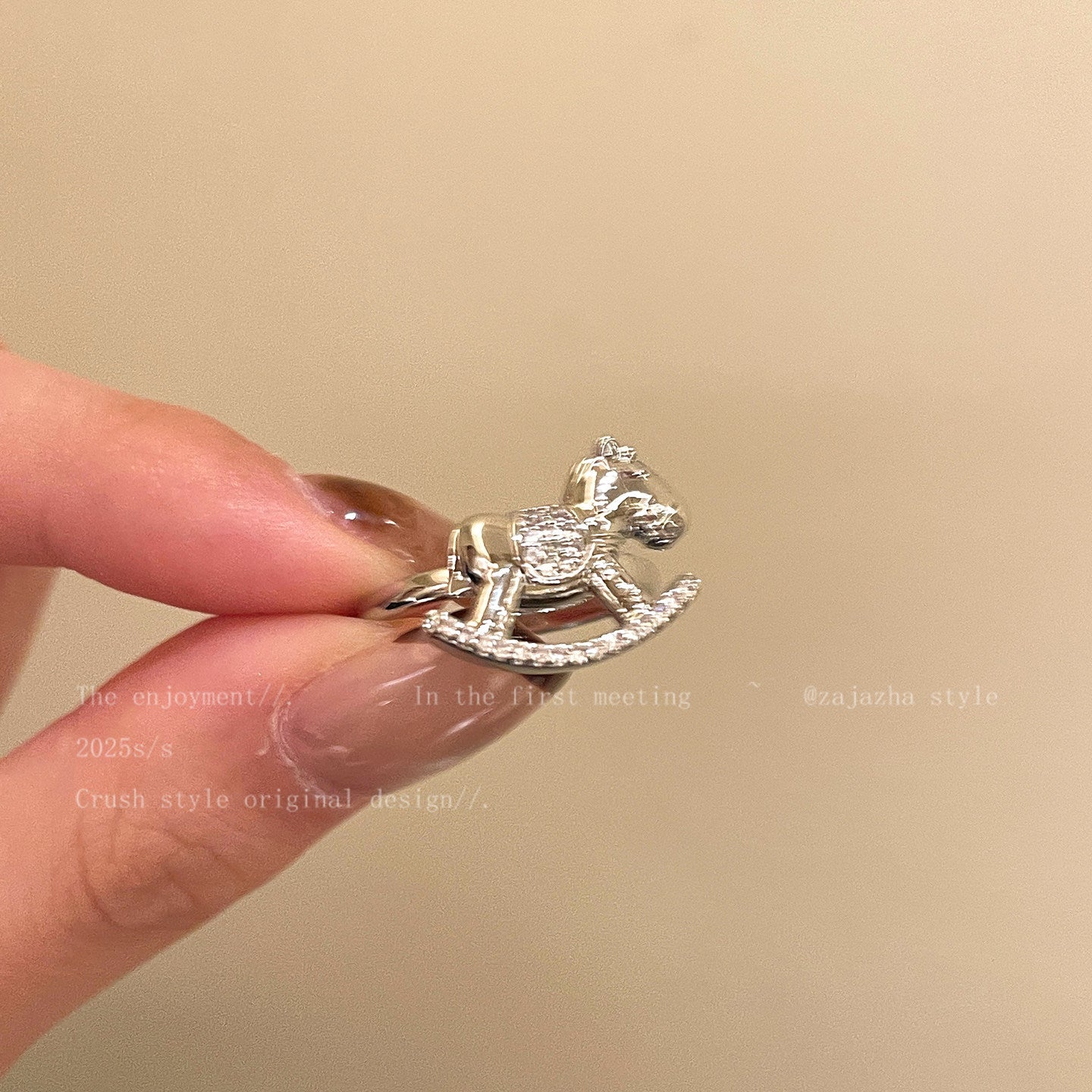 Fashionable High-end Ring For The Index Finger