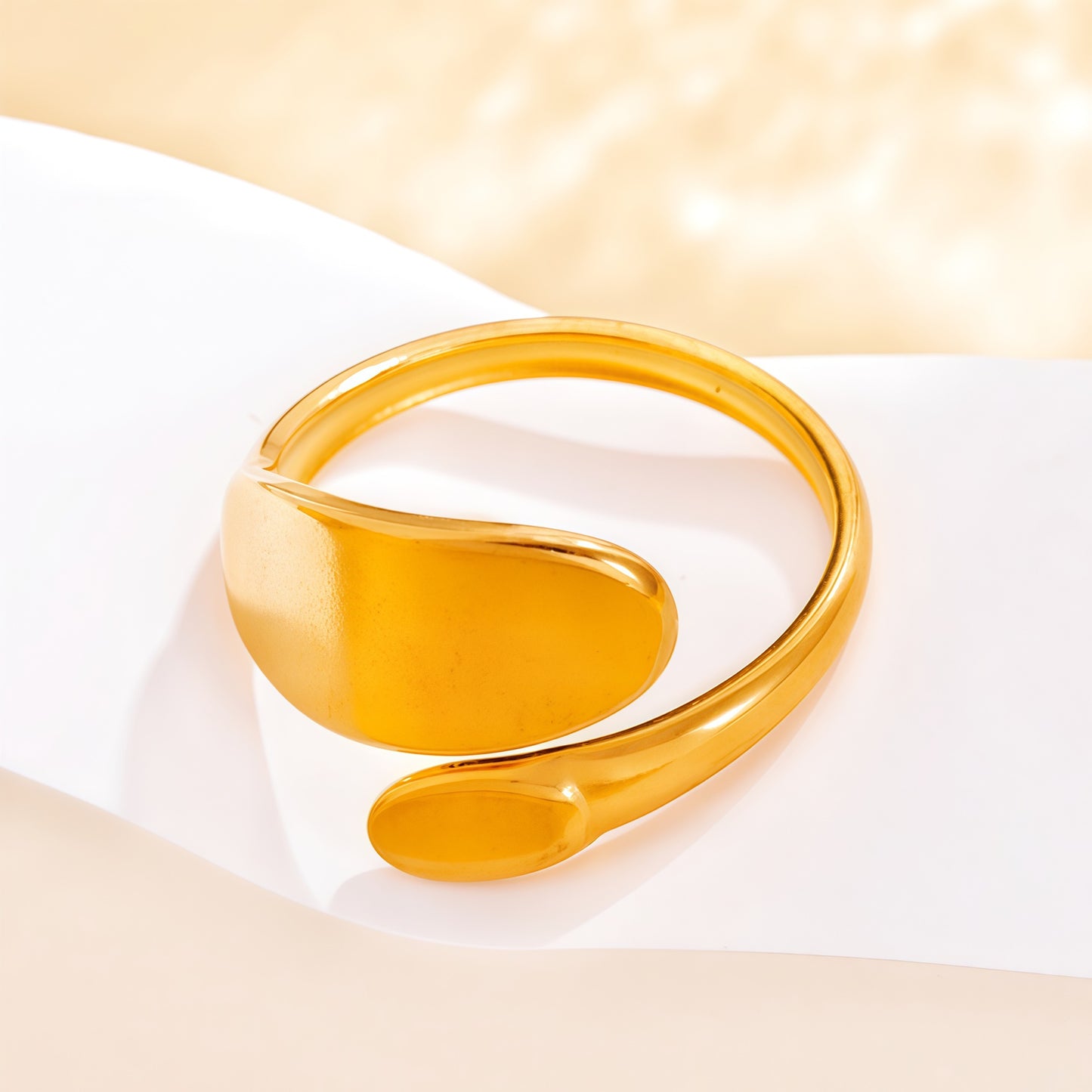 Exaggerated Stainless Steel Ring With A High-end Designer-inspired Look