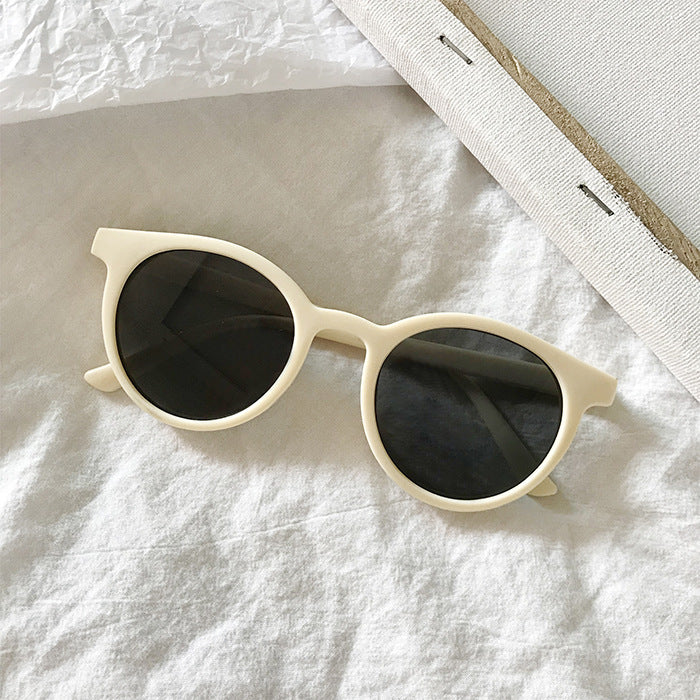 Men and women sunglasses round frame mirror