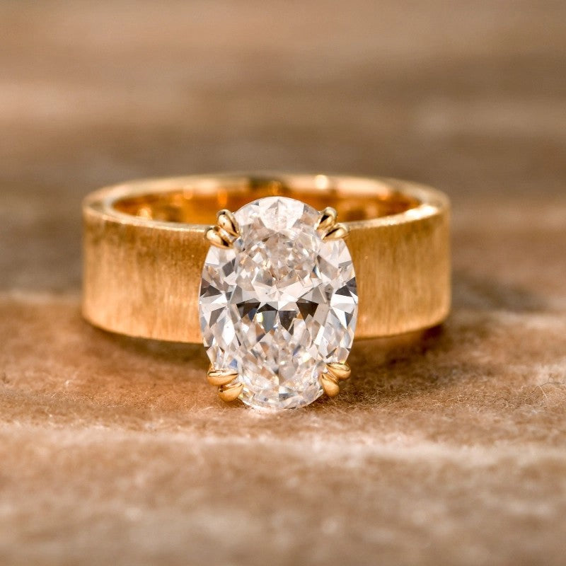 Golden Salad Silk Satin Oval Pigeon Egg Ring