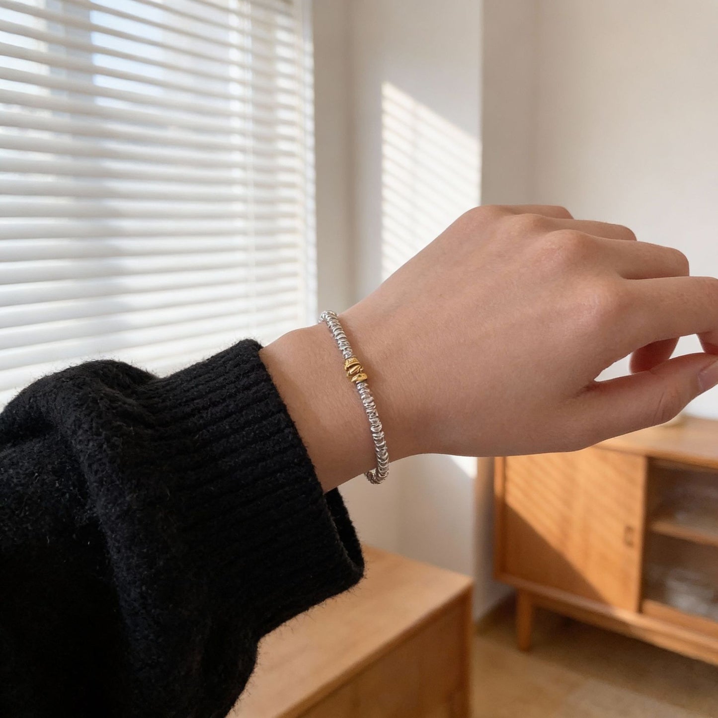 Womens Minimalist Triangular Cheese-style Bracelet