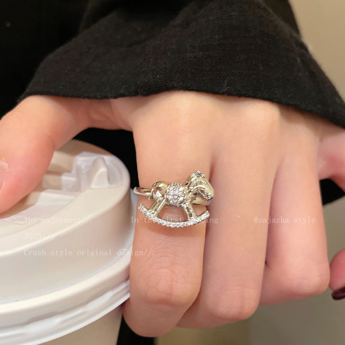 Fashionable High-end Ring For The Index Finger