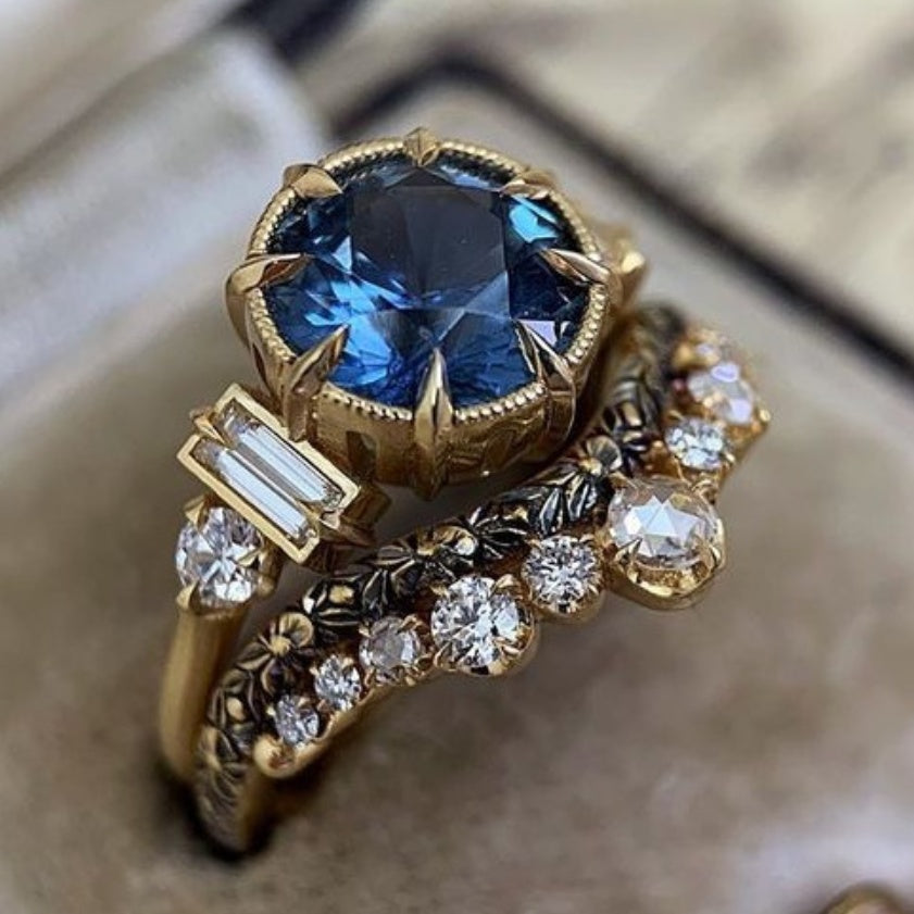 Trendy And Fashionable Ring Inlaid With Colorful Zircons