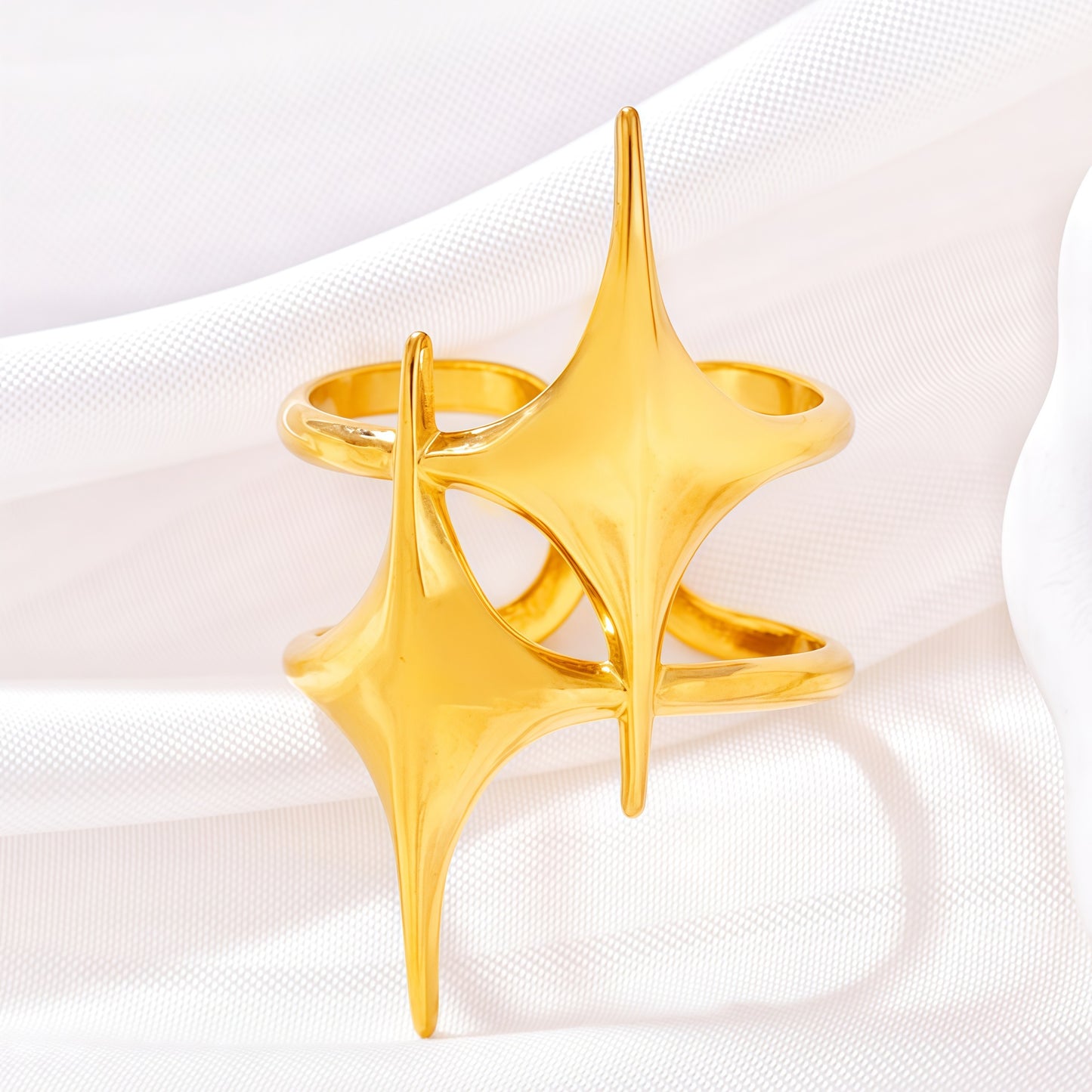 Exaggerated Stainless Steel Ring With A High-end Designer-inspired Look