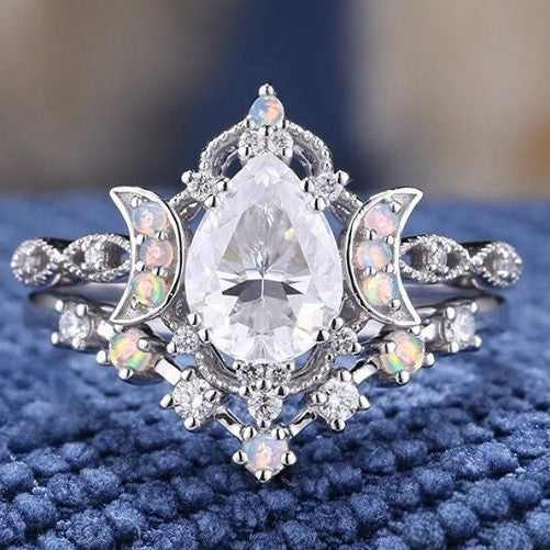 Moonstone Colored Gems Ring Women's Stylish Water Drop Zircon Couple Rings